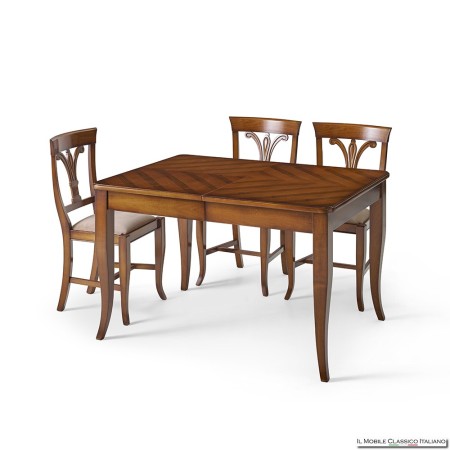 Tavolo in legno allungabile