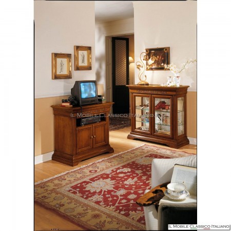 Showcase 2 doors with carved 0767