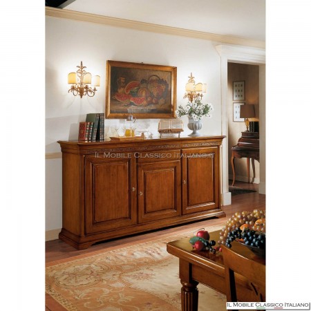 Klassisches Sideboard