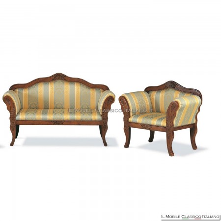 Upholstered armchair in solid wood art. 153