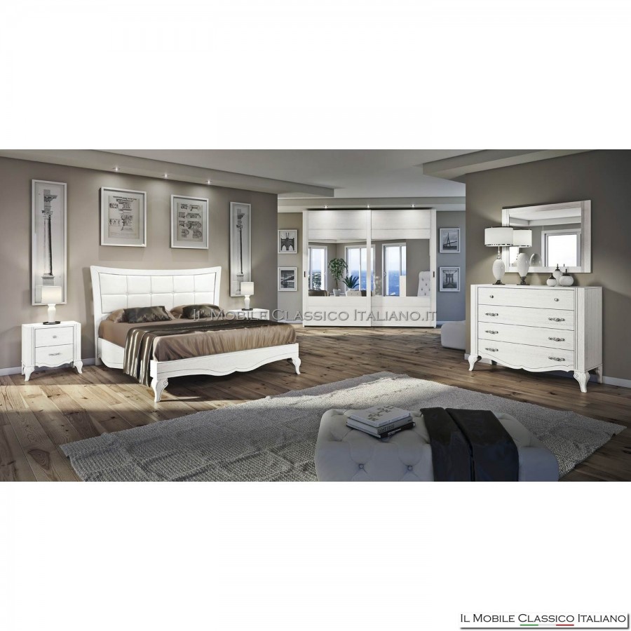 Armoire à portes coulissantes lisses avec miroir