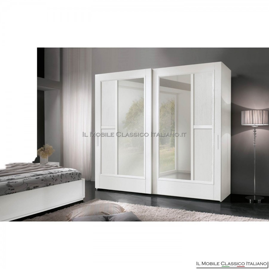 Armoire en frêne
