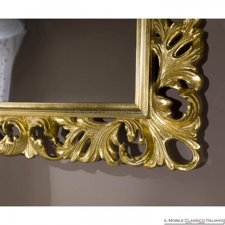 Bodenspiegel aus Blattgold im Barockstil