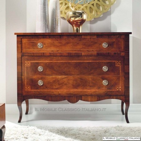 Chest of drawers in walnut