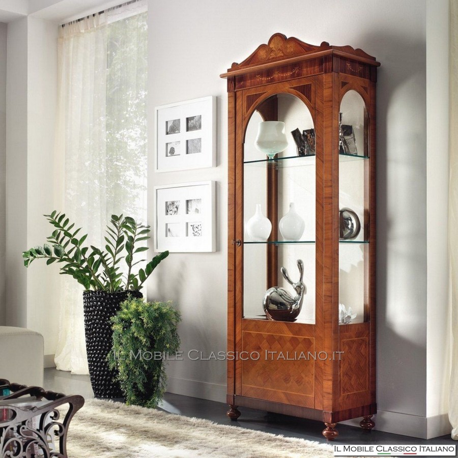 Vitrine 1 Tür in Olive, Bois de Violette Inlay mit Wappen cod. 590 Vitrine 1 Tür in Olive, Bois de Violette Inlay mit Wappen cod. 590