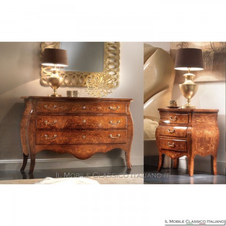 Table de chevet napolitaine