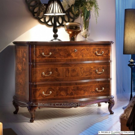 Commode en bruyère de noyer