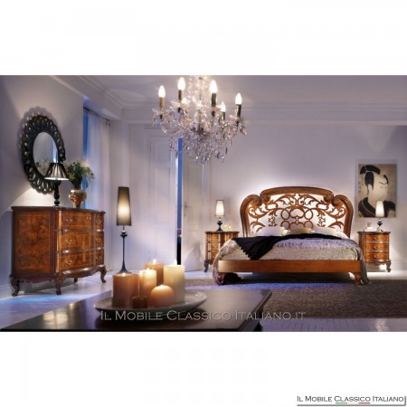 Chest of drawers in walnut briar