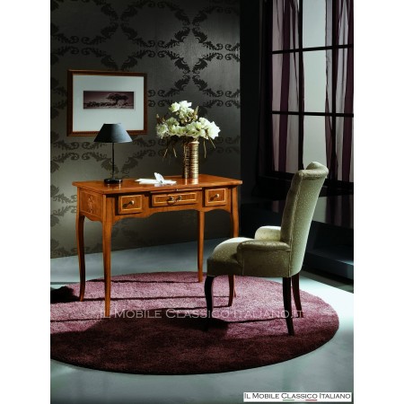 Pobre escritorio de arte