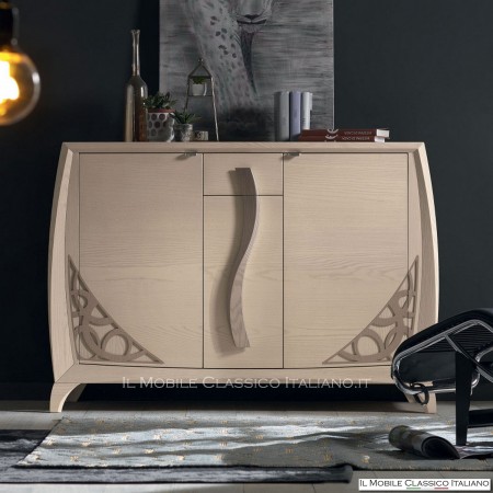 Buffet moderne en frêne avec chantournage