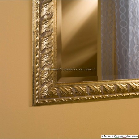 specchio orizzontale dorato