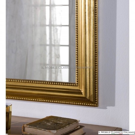 miroir de salle doré