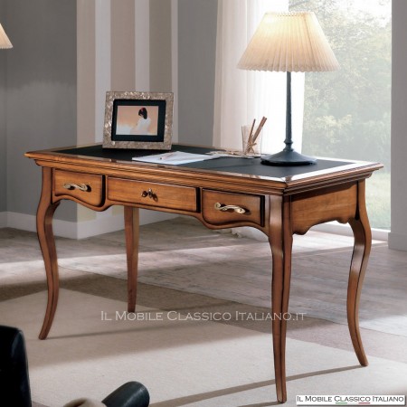 Scrivania classica con piano in pelle