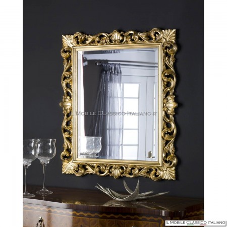 Miroir rectangulaire baroque doré