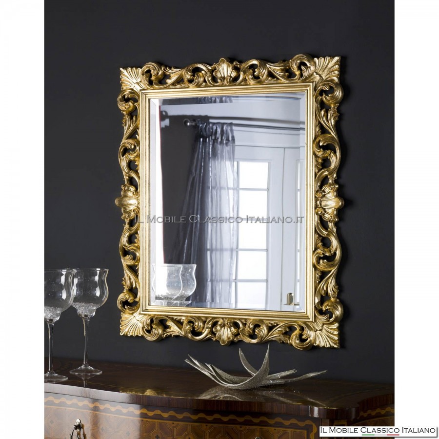 Miroir rectangulaire baroque doré