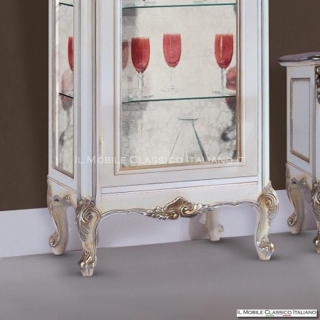 Vitrine im Stil von 700 mit Schnitzereien