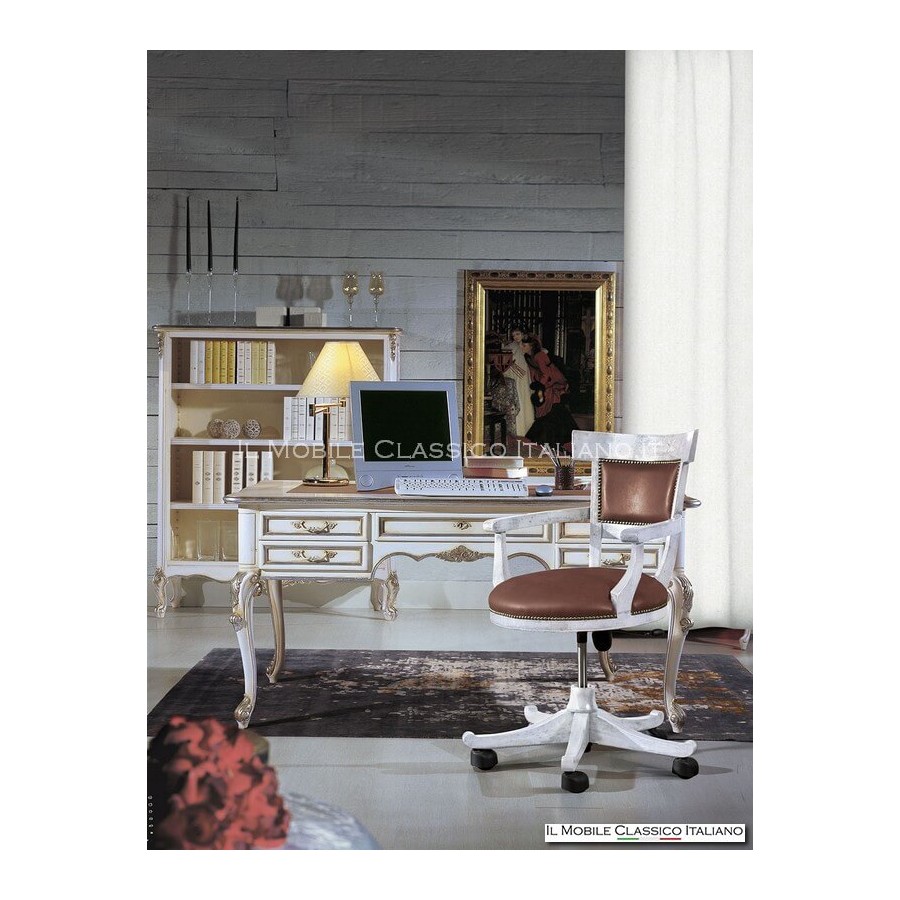 Scrivania 700 in stile provenzale con intagli Scrivania 700 in stile provenzale con intagli