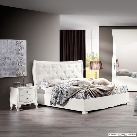 Letto in frassino spazzolato con testiera imbottita