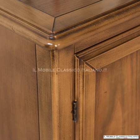 Verzicht auf zeitgenössisches Bücherregal mit abgeschrägten Ecken - Il Mobile Classico Italiano