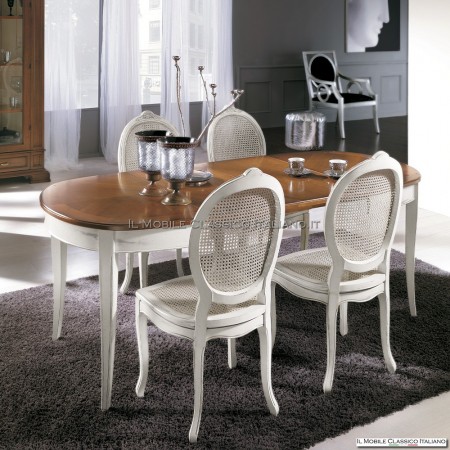 Stühle mit Sitzfläche aus Wienerstroh