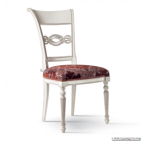 Silla de salón clásica tapizada