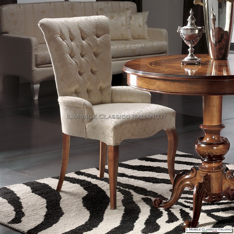 Fauteuil avec accoudoirs