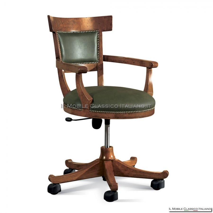 Swivel chair with armrests