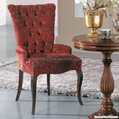 Sillón clásico tapizado