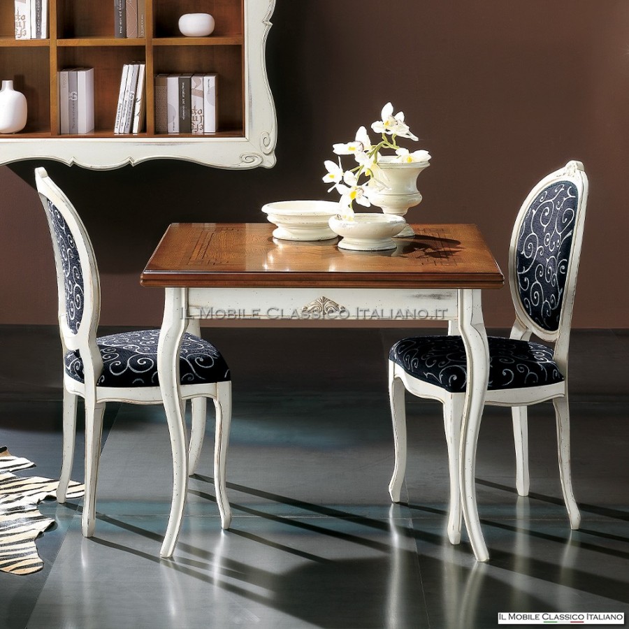 Mesa de salón cuadrada extensible