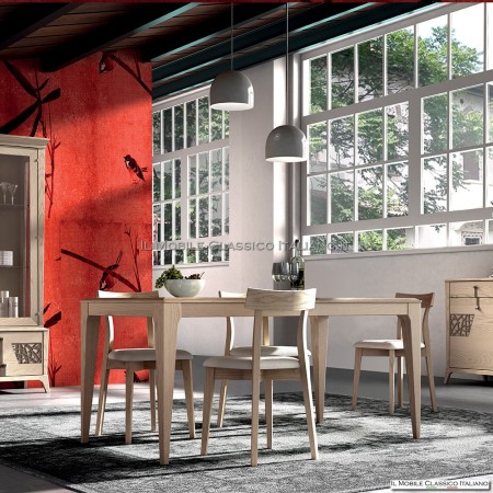 Chaises en bois de frêne