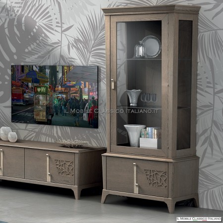 Moderne Vitrine aus Eschenholz