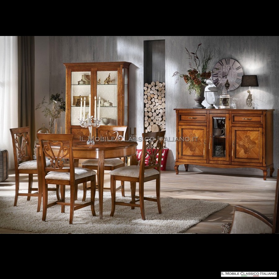 Klassische, zweitürige Vitrine mit Intarsien