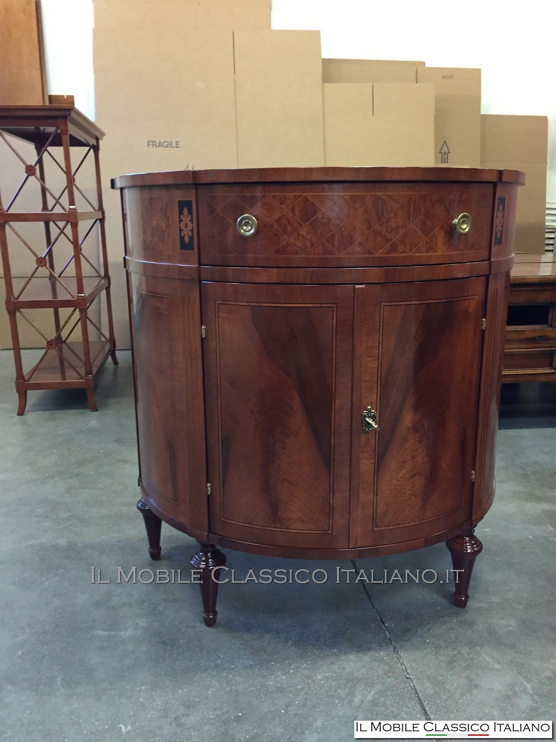 Credenza classica personalizzata
