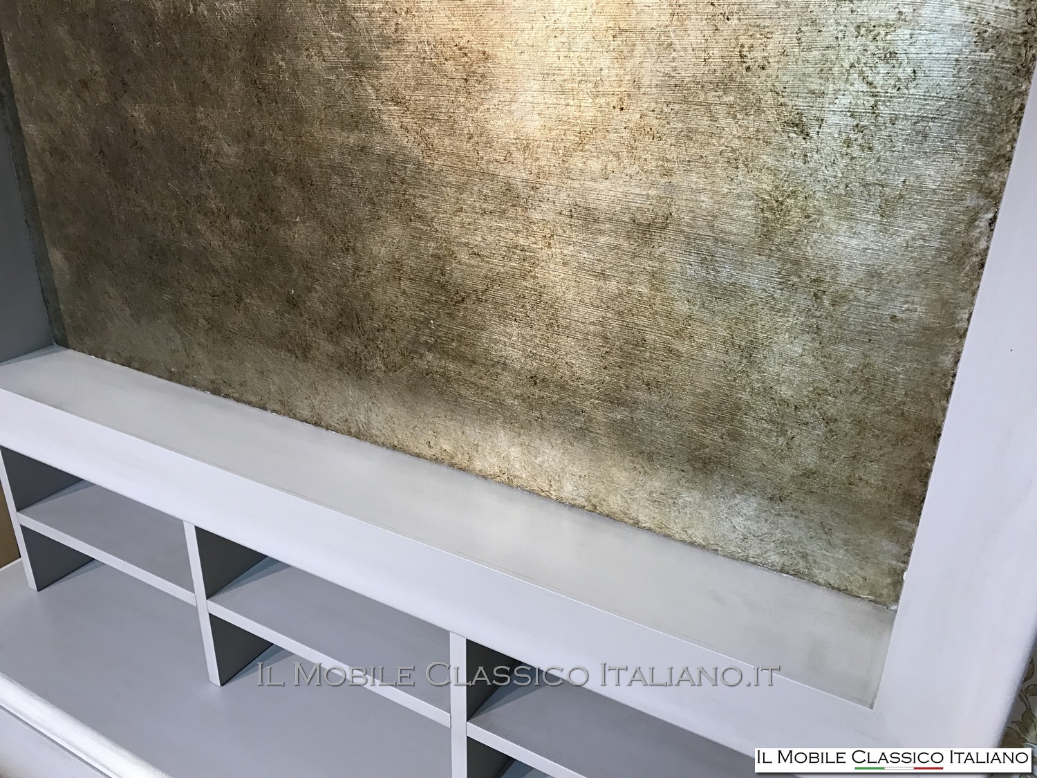 sala da pranzo classica, porta tv