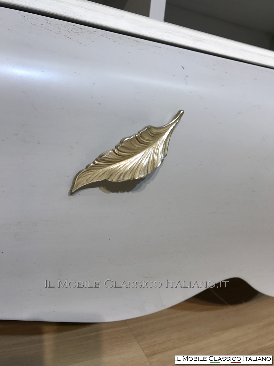 sala da pranzo classica, porta tv