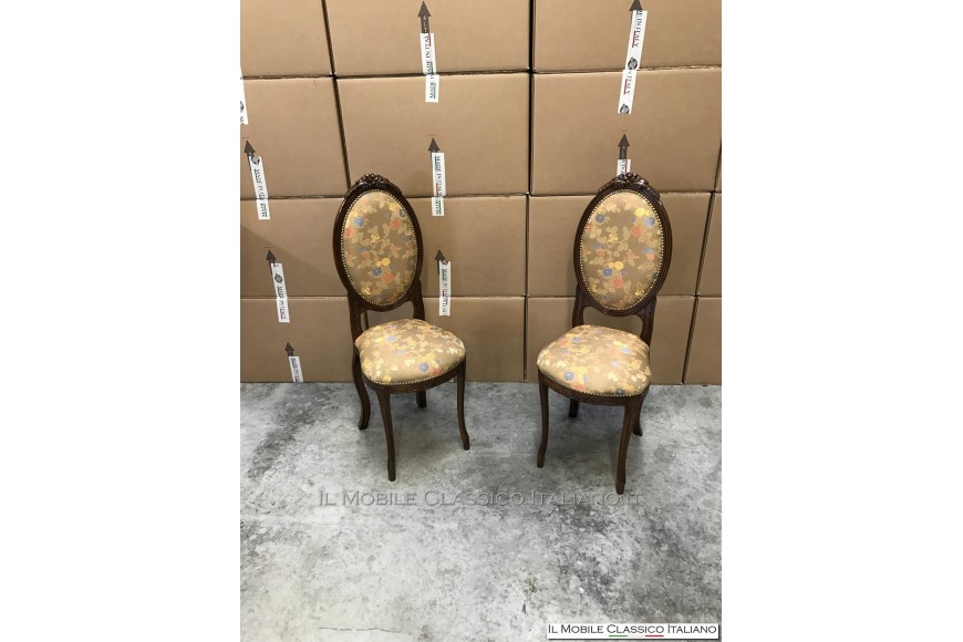 Sedia classica legno imbottita personalizzata