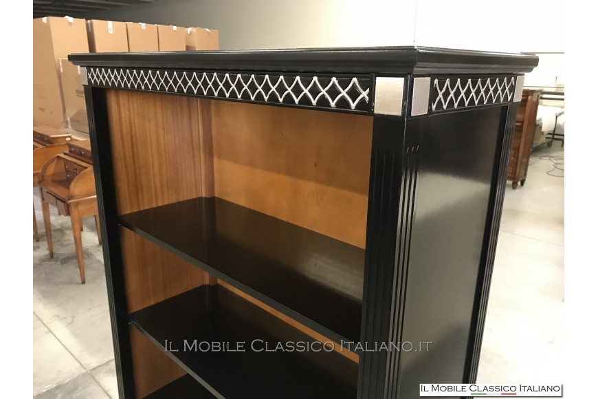 Libreria con decoro classica