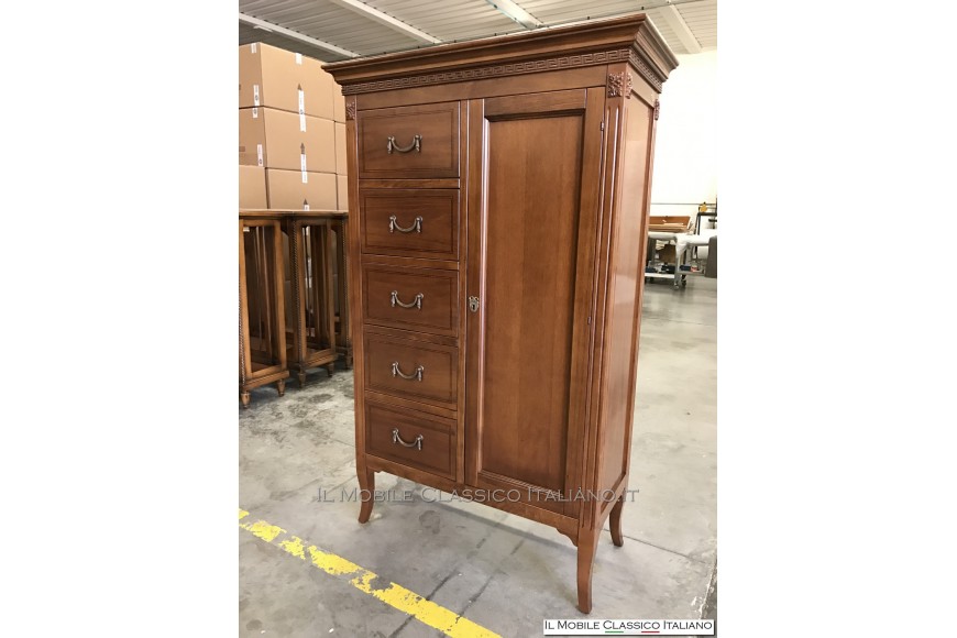 Dispensa classica personalizzata arte povera