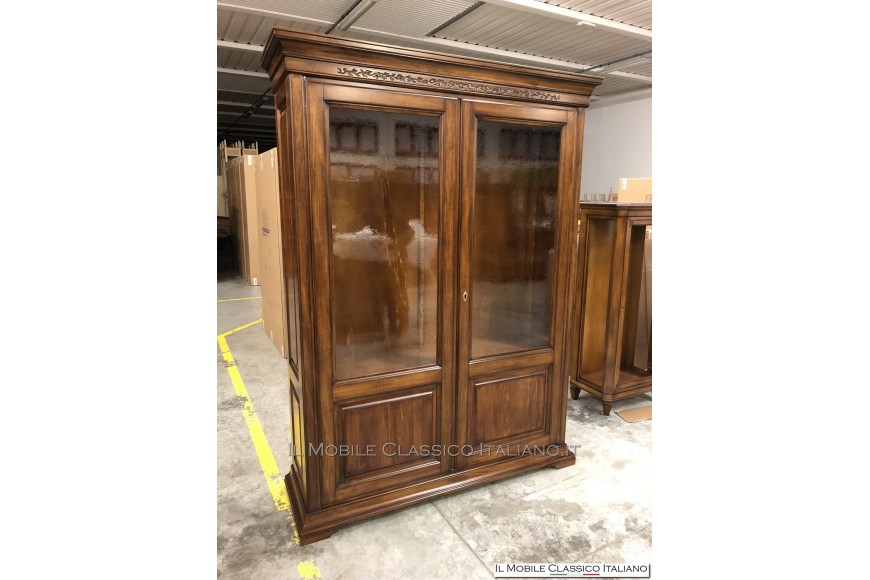 Vetrina classica, finitura noce